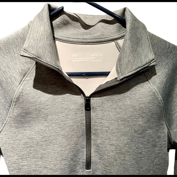 ✨ 3 items for 15% off bundle ✨ Under armour gray zip up sweater - Picture 2 of 4